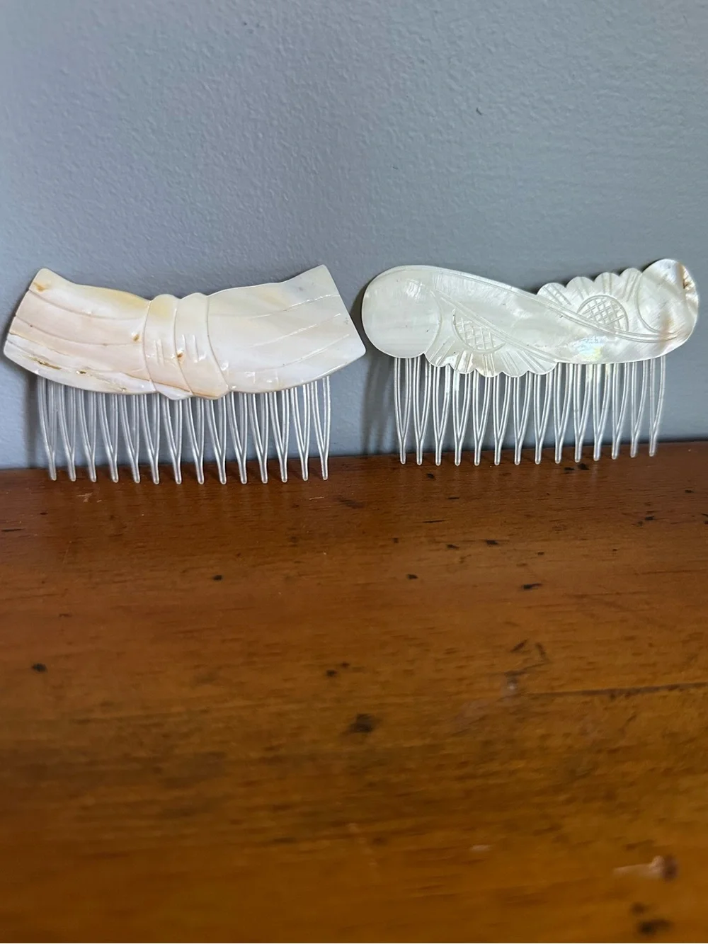 Morning Flowers Hair Comb MOP